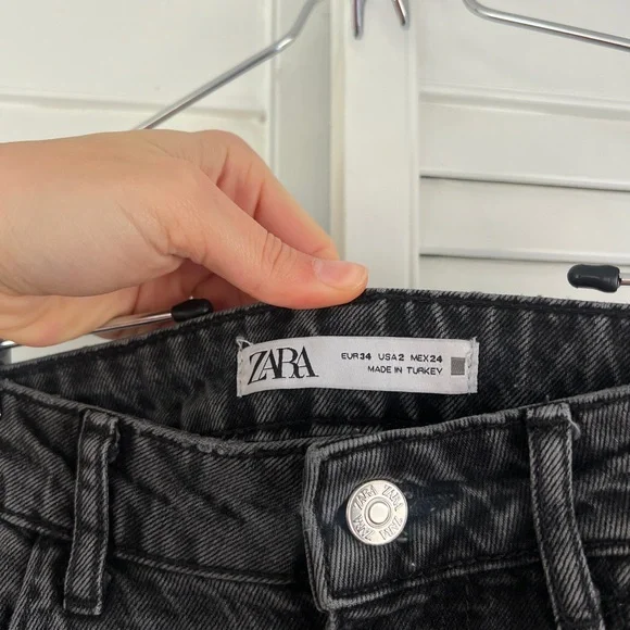Zara Women's Washed Black Straight Leg Jeans - Picture 4 of 6